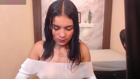 mialux5 online show from 10/13/25, 12:38