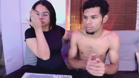 Snapshot of mialuxx chatting on 10/18/25, 07:25 Mia online show from 10/18/25, 07:25