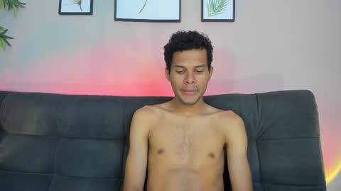 Snapshot of mialuxx chatting on 11/03/25, 07:15 Mia online show from 11/03/25, 07:15