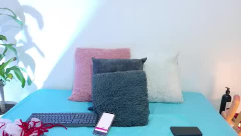 MIA online show from 10/16/25, 03:02