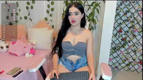 mia 600am-1000am Colombia time online show from 12/21/24, 11:02