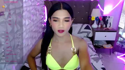 Snapshot of miamalkovax chatting on 05/23/26, 12:31 miamalkovax online show from 05/23/26, 12:31