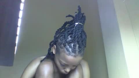 Snapshot of miami_muffin chatting on 11/24/25, 11:54 Muffin online show from 11/24/25, 11:54