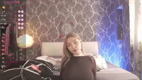 Mia online show from 07/01/26, 01:56