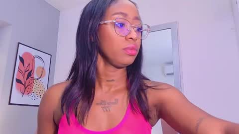 Mia  online show from 07/28/26, 12:01