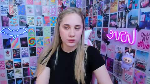 miamilas online show from 04/15/26, 02:24