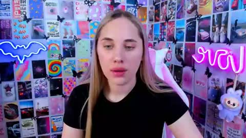miamilas online show from 06/17/26, 04:08
