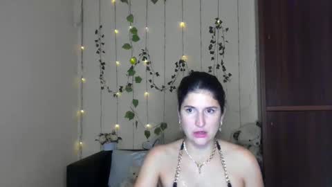 Alianna online show from 05/19/26, 12:44