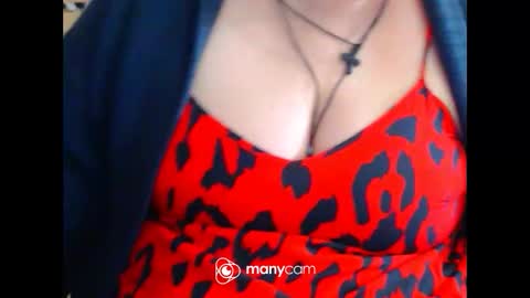 Snapshot of miamimistress chatting on 01/17/26, 10:53 maya online show from 01/17/26, 10:53