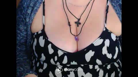 Snapshot of miamimistress chatting on 02/18/26, 11:06 maya online show from 02/18/26, 11:06