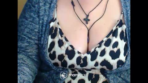 Snapshot of miamimistress chatting on 03/05/26, 08:32 maya online show from 03/05/26, 08:32