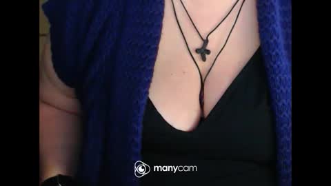 Snapshot of miamimistress chatting on 04/08/26, 07:52 maya online show from 04/08/26, 07:52