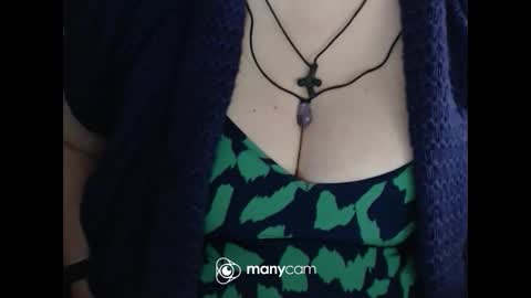 Snapshot of miamimistress chatting on 04/15/26, 09:27 maya online show from 04/15/26, 09:27