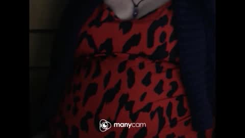 Snapshot of miamimistress chatting on 05/16/26, 08:00 maya online show from 05/16/26, 08:00