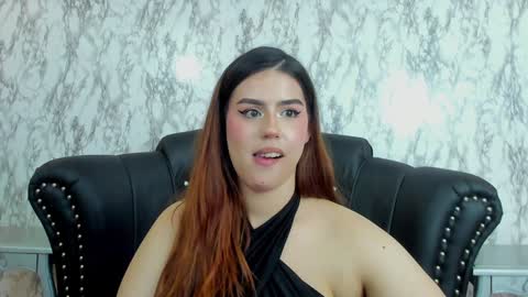 Mia   -5 7001400 Follow  online show from 01/08/25, 12:38