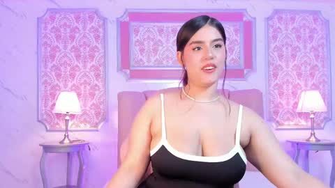 Mia   -5 7001400 Follow  online show from 03/01/25, 09:48
