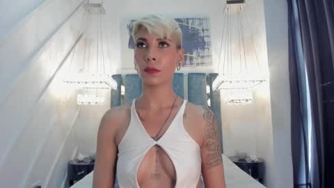 Mia Morgann online show from 12/28/24, 03:04