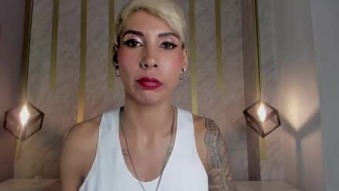 Mia Morgann online show from 12/29/24, 11:39