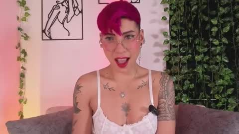 Snapshot of miamorgann chatting on 01/15/26, 02:32 Mia Morgann online show from 01/15/26, 02:32