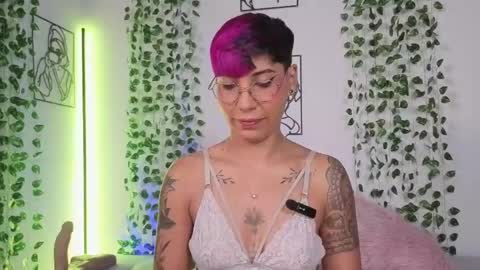 Snapshot of miamorgann chatting on 05/15/26, 04:14 Mia Morgann online show from 05/15/26, 04:14