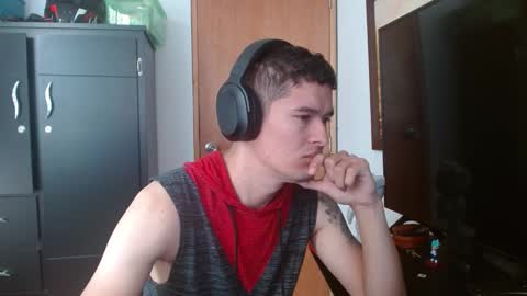 Snapshot of miaou_miaou chatting on 02/09/25, 02:50 miaou_miaou online show from 02/09/25, 02:50