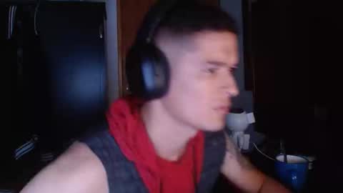 Snapshot of miaou_miaou chatting on 02/17/25, 12:10 miaou_miaou online show from 02/17/25, 12:10