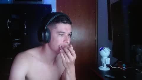 Snapshot of miaou_miaou chatting on 02/18/25, 03:21 miaou_miaou online show from 02/18/25, 03:21