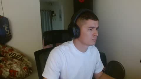 miaou_miaou online show from 05/21/26, 02:07
