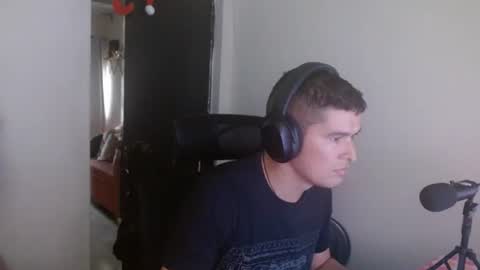 miaou_miaou online show from 05/27/26, 09:01