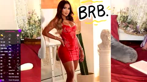 Snapshot of miaparker2_0 chatting on 12/04/25, 12:53 Mia online show from 12/04/25, 12:53