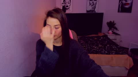 Mia online show from 01/28/25, 10:12