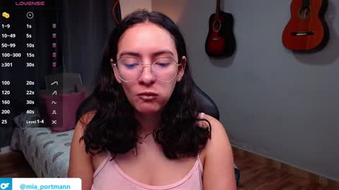 Snapshot of miaportman chatting on 01/06/25, 01:41 MIAPORTMANN online show from 01/06/25, 01:41