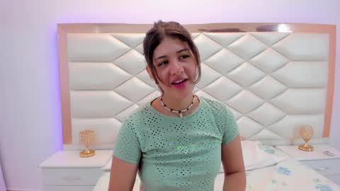 Sweetie Mia online show from 01/16/25, 12:20