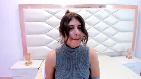 Sweetie Mia online show from 02/20/25, 12:25