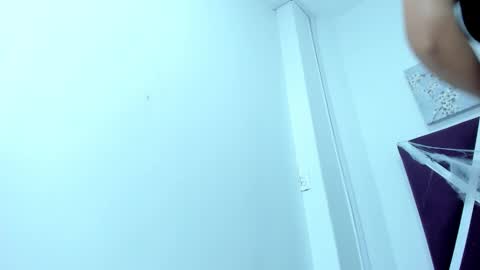 Snapshot of miaquevedo chatting on 10/29/25, 01:24 Mia Quevedo online show from 10/29/25, 01:24