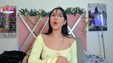 Snapshot of miaquevedo chatting on 12/19/25, 11:06 Mia Quevedo online show from 12/19/25, 11:06