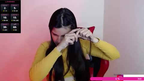 miarobinn_ online show from 10/17/25, 12:19