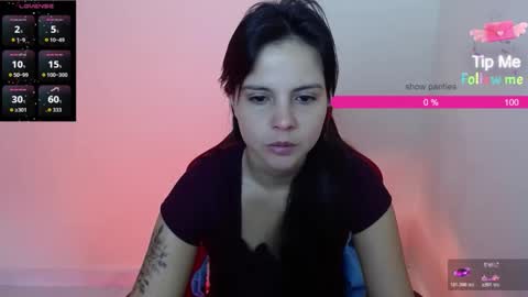 miarobinn_ online show from 11/15/25, 10:01