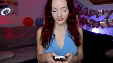 Mia online show from 11/22/25, 03:27