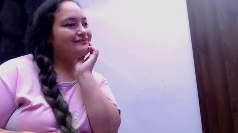 Snapshot of miarous69 chatting on 02/07/26, 11:52 MiaRouse online show from 02/07/26, 11:52