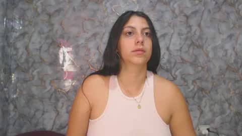 Snapshot of miarouse1531 chatting on 04/07/26, 01:22 miarouse1531 online show from 04/07/26, 01:22