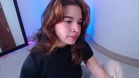 miascarlet_16 online show from 11/20/25, 01:33