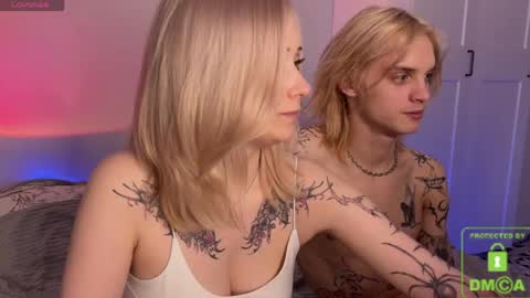 Mia online show from 05/15/26, 11:23