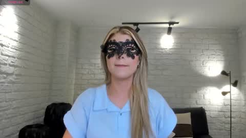 Mia Silva online show from 06/19/26, 11:03