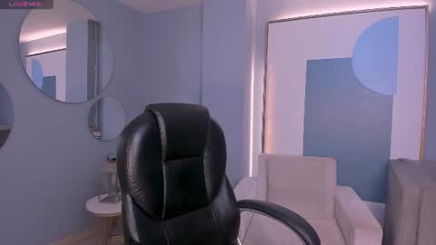 Mia Silva online show from 06/20/26, 10:51