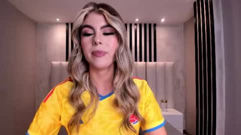 Mia Silva online show from 06/23/26, 11:08