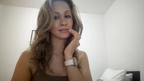 Snapshot of miasiren chatting on 09/10/25, 02:17 miasiren online show from 09/10/25, 02:17