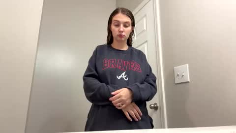 miasmith_001 online show from 05/21/26, 10:28