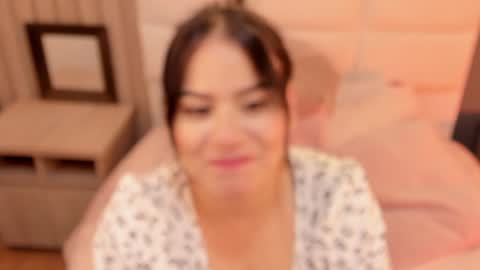 Mia online show from 12/03/24, 12:35