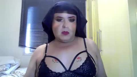 Snapshot of miasscd96 chatting on 01/07/25, 09:03 michelle online show from 01/07/25, 09:03